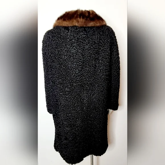 Vintage Schiaparelli Coat - Picture 5 of 12